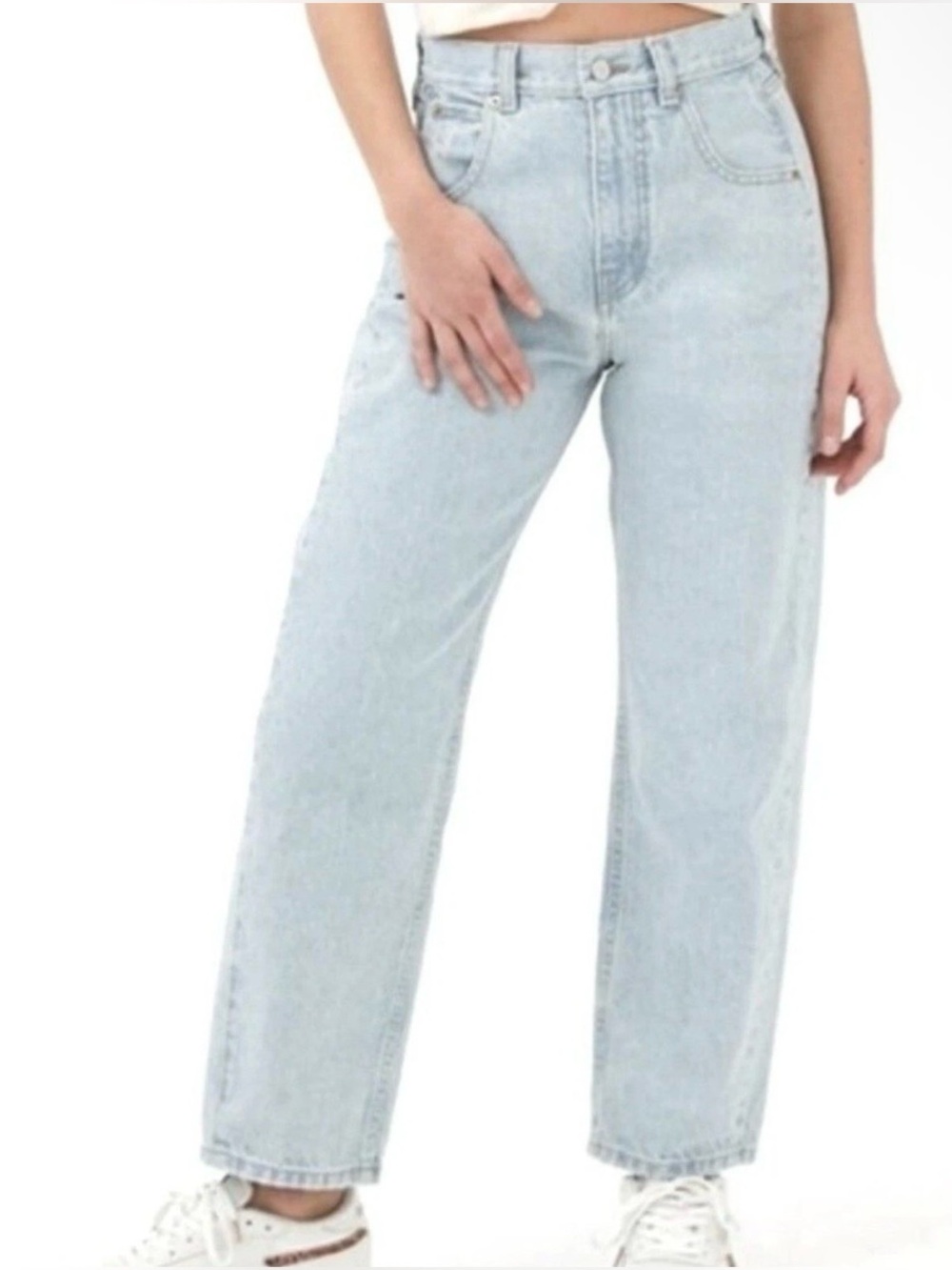 Urban Outfitters BDG High Rise Carrot Jeans sz 31 Light Wash Barrel Relaxed Wide